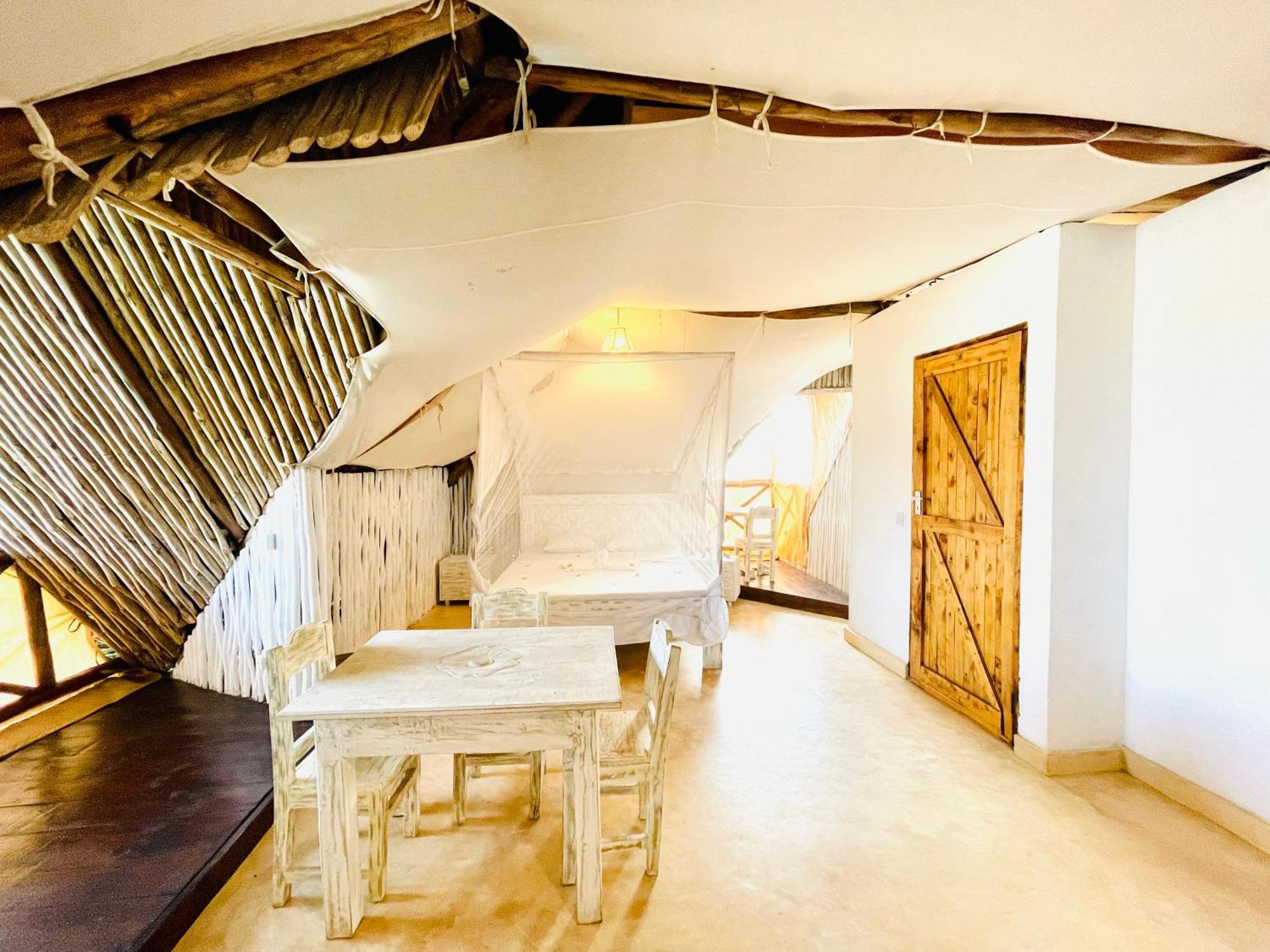 Bed and Breakfast Nyumba Ya Afrika Watamu Exteriér fotografie